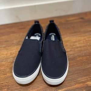 NWT! Womens size 7.5 Sperry slip ons . Navy/black cheetah leopard print